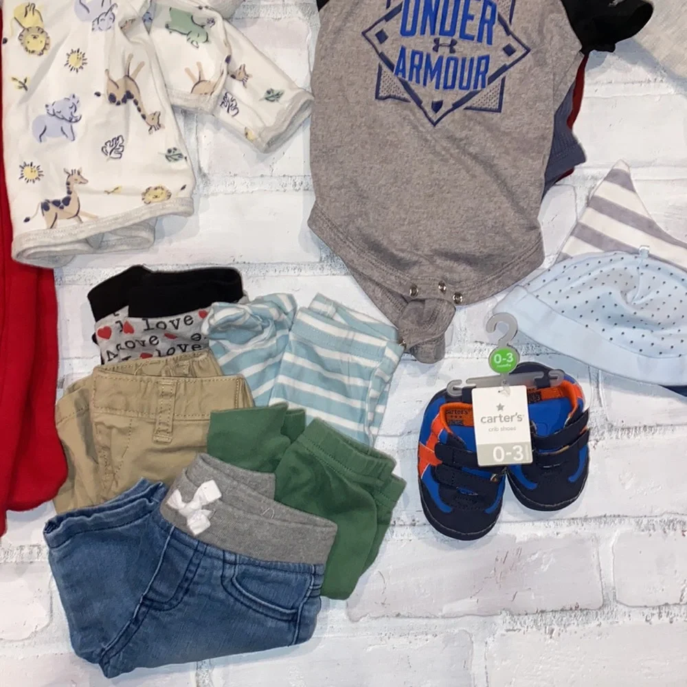 Babyboy 0/3m onesie pants bundle!!